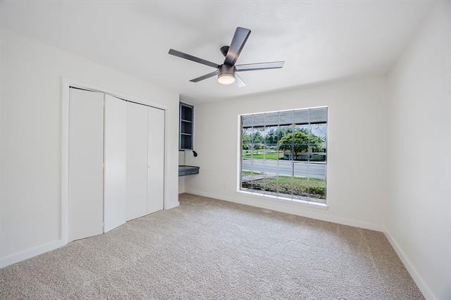 Building Photo - 6509 S Hulen St