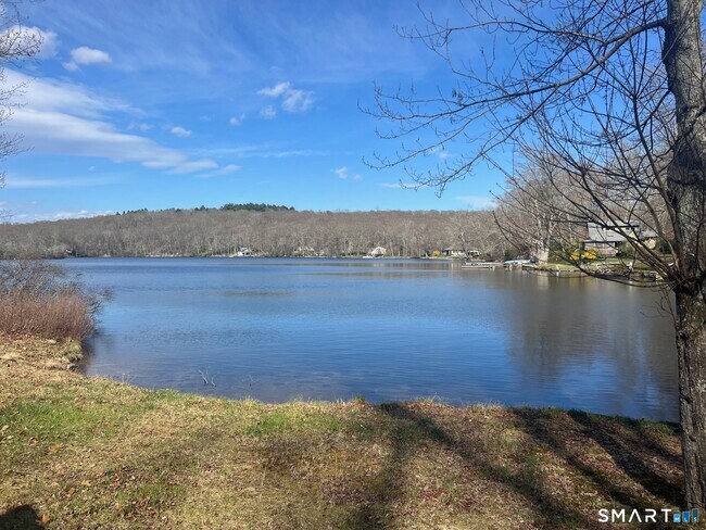Building Photo - 389 Wyassup Rd