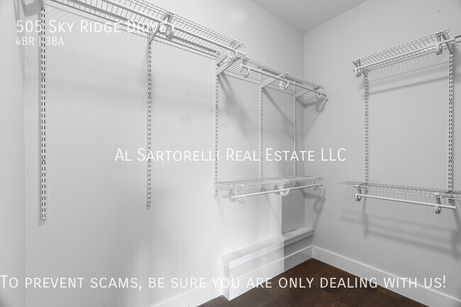 Building Photo - 505 Sky Ridge Dr