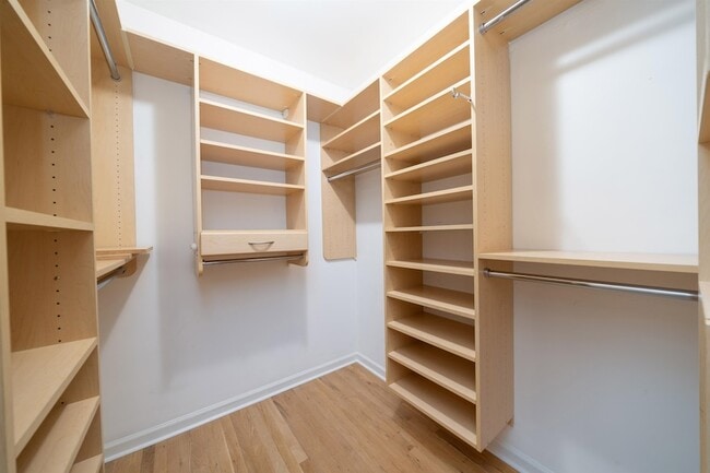 Building Photo - 452 2nd St