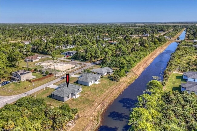 Building Photo - 1132 Cummings St E