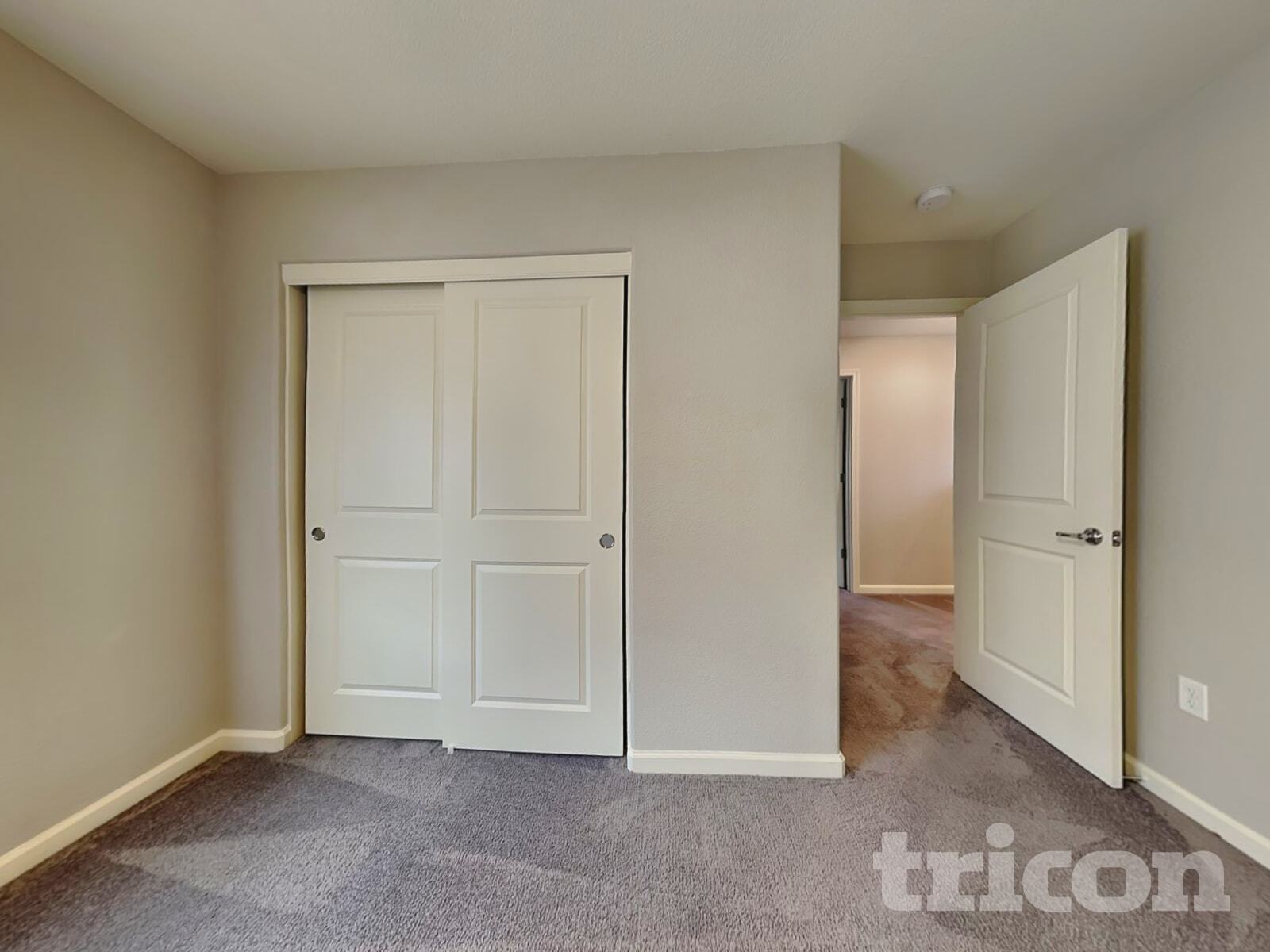 Building Photo - 8952 Elk Ravine Dr