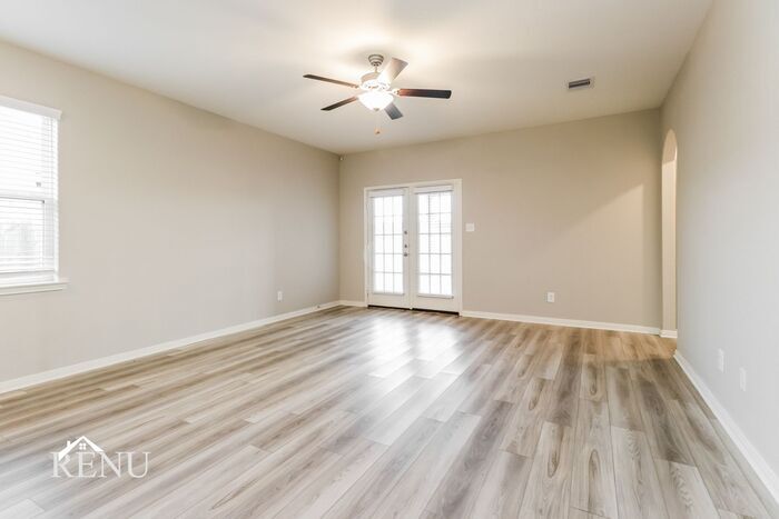 Building Photo - 25393 Cypress Bend Dr