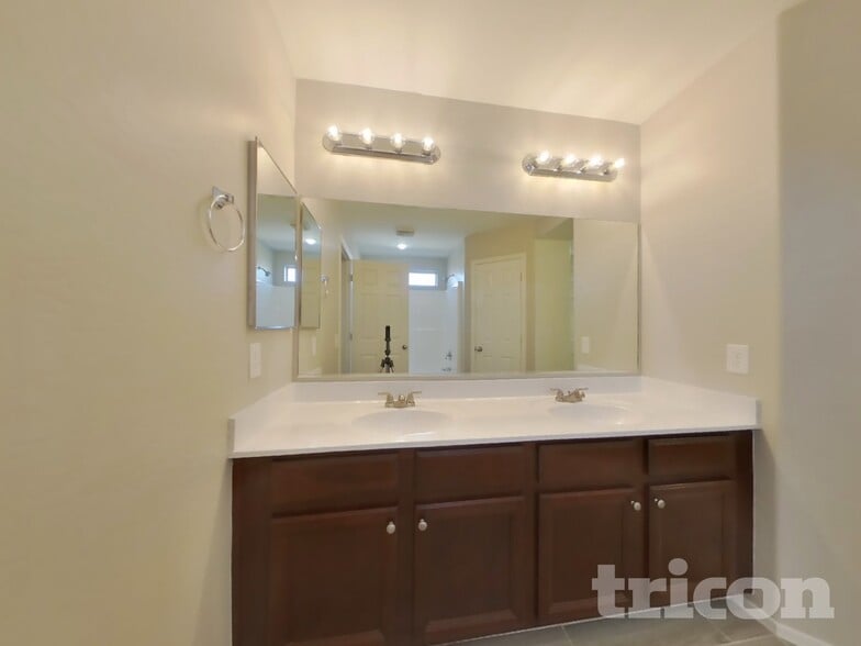 Building Photo - 11590 W Purdue Ave