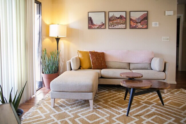 Building Photo - 7607 E Callisto Cir