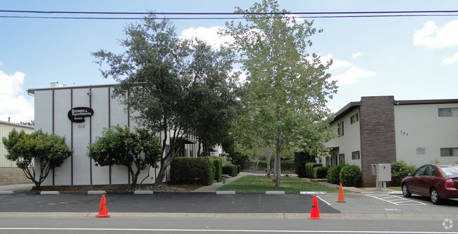Primary Photo - Bidwell Apartments