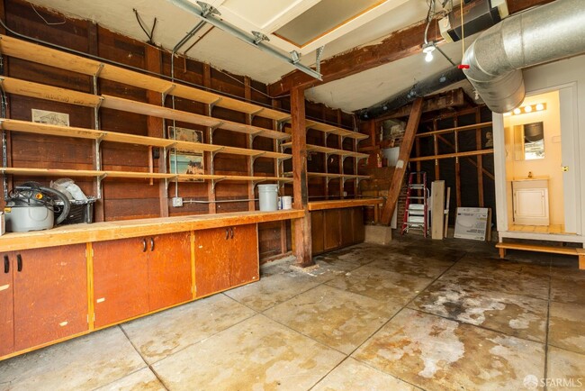 Building Photo - 1301 4th Ave