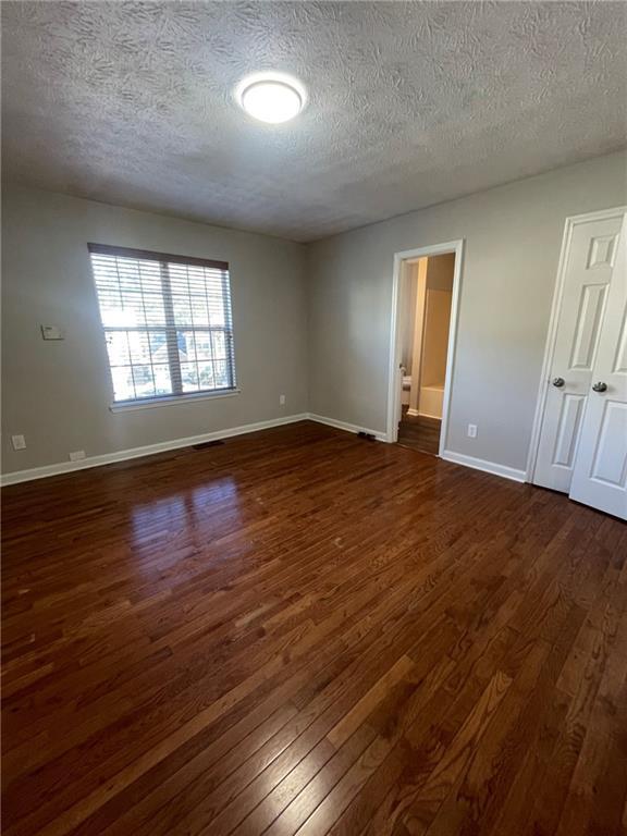 Building Photo - 3015 Cascade Manor Dr