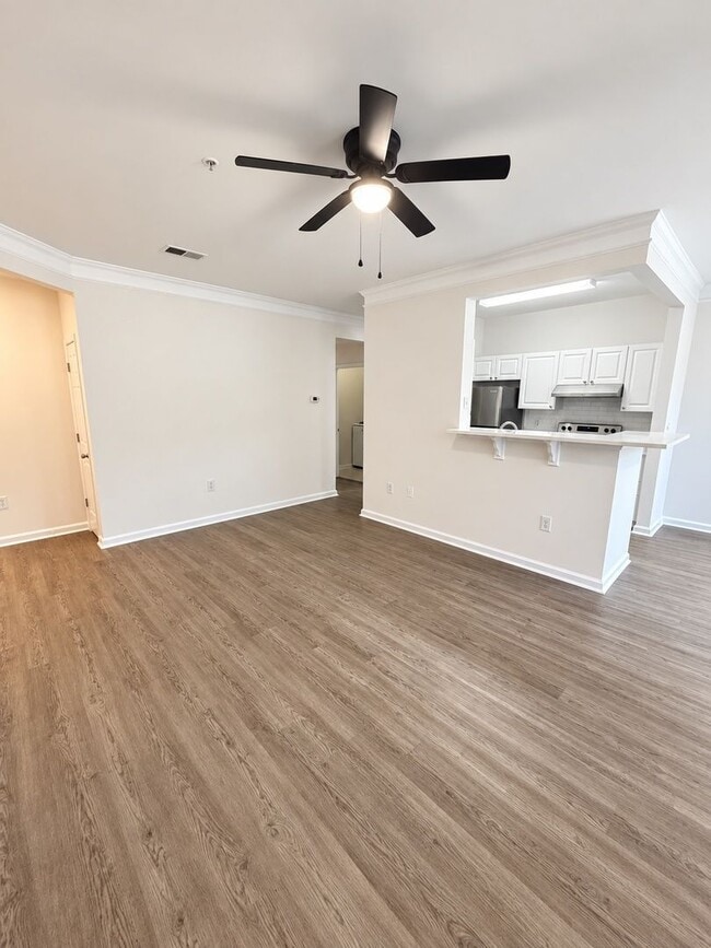 Building Photo - 1814 Chatelain Way
