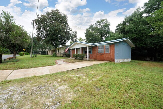 Building Photo - 418 Bullock Blvd