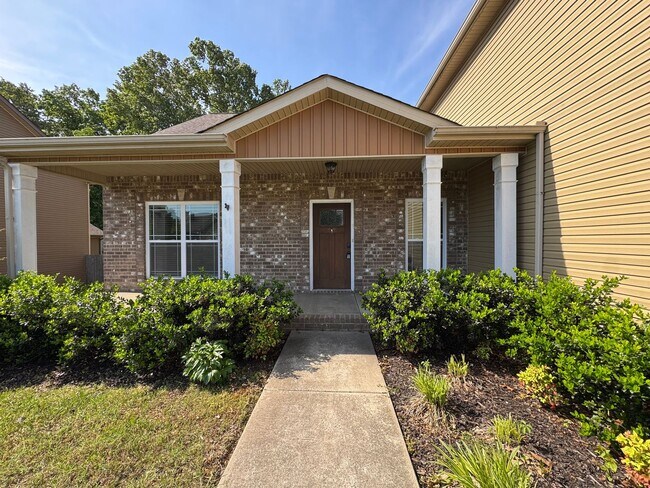 Building Photo - Beautiful Single Family Home
