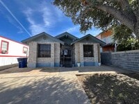 Building Photo - 4553 Hachar Ln