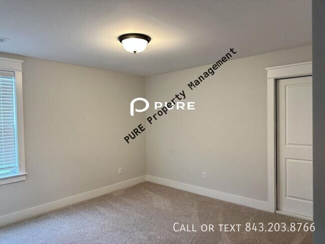 Building Photo - 610 Black Pine Rd