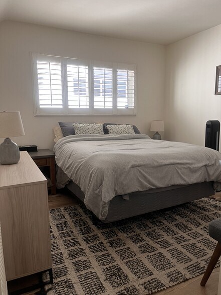 Building Photo - 1319 11th St