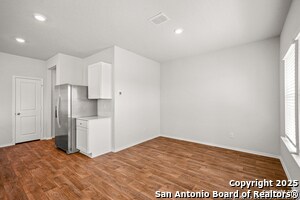 Building Photo - 6003 Bowie Mountain