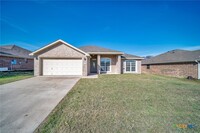 Building Photo - 2513 Vernice Dr