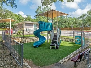 Building Photo - 3300 Oak Creek Dr