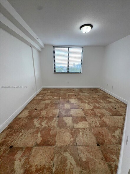 Building Photo - 2301 SW 27th Ave