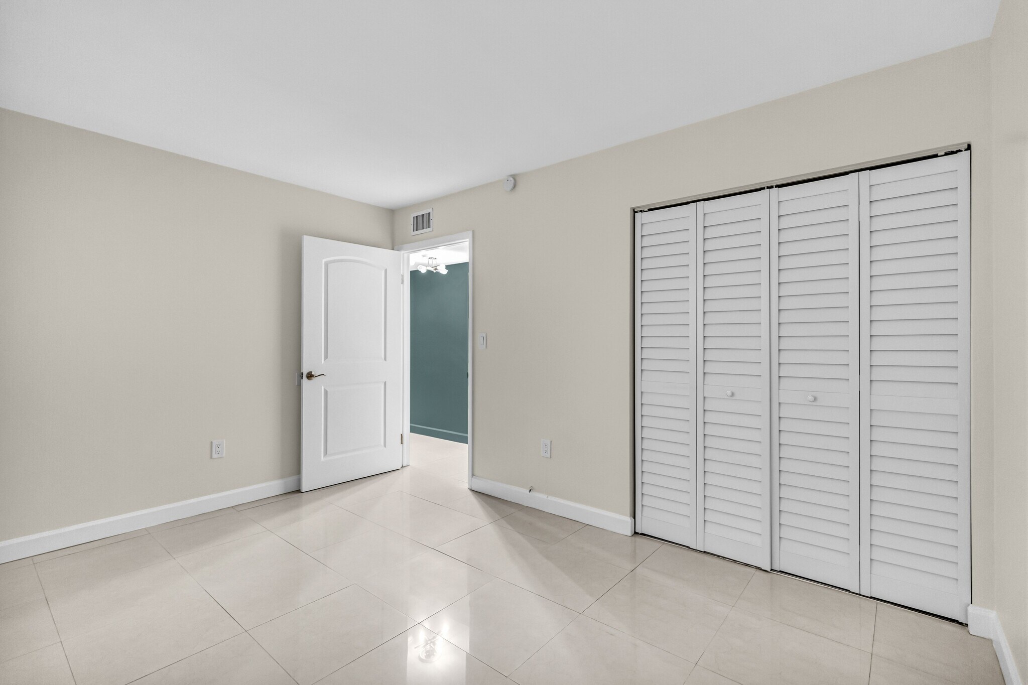 Building Photo - 8400 SW 133rd Avenue Rd