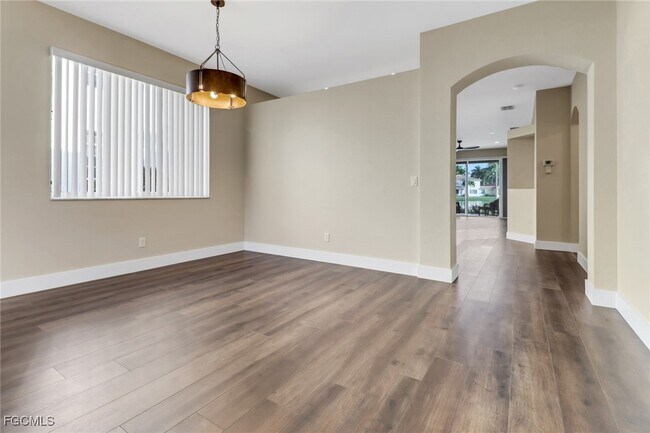 Building Photo - 14290 Reflection Lakes Dr