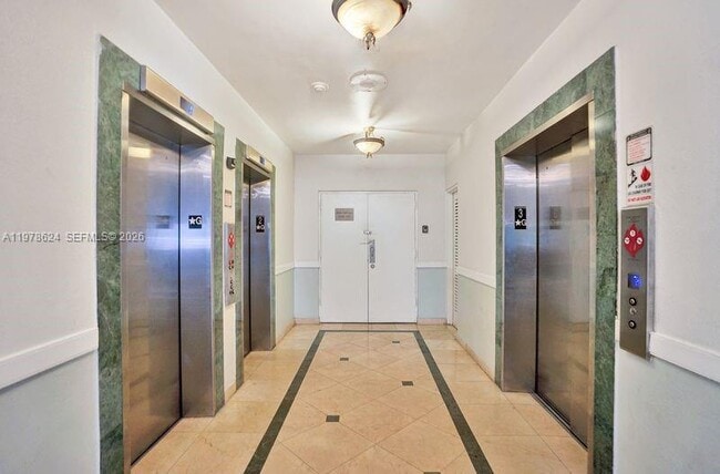 Building Photo - 1351 NE Miami Gardens Dr