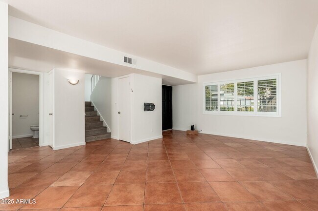 Building Photo - 7684 E Minnezona Ave