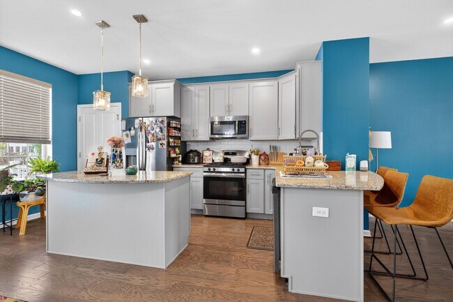 Building Photo - 107 Celebration Blvd