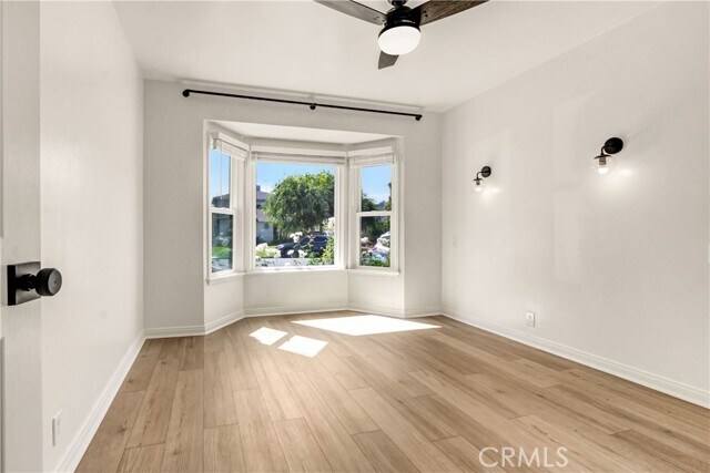Building Photo - 351 W Elm Ave