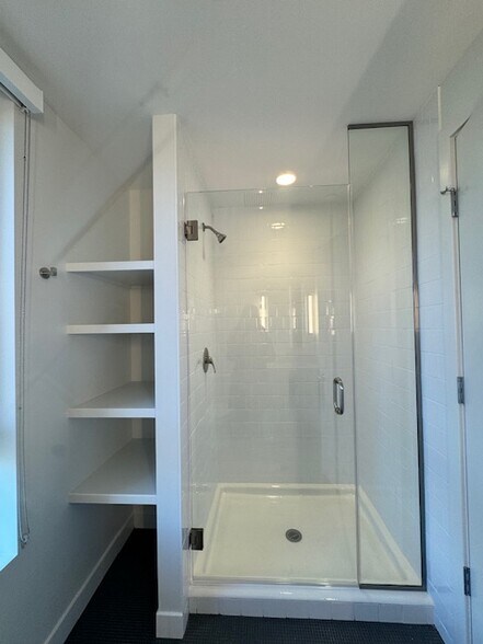 Building Photo - 59 Brighton Ave