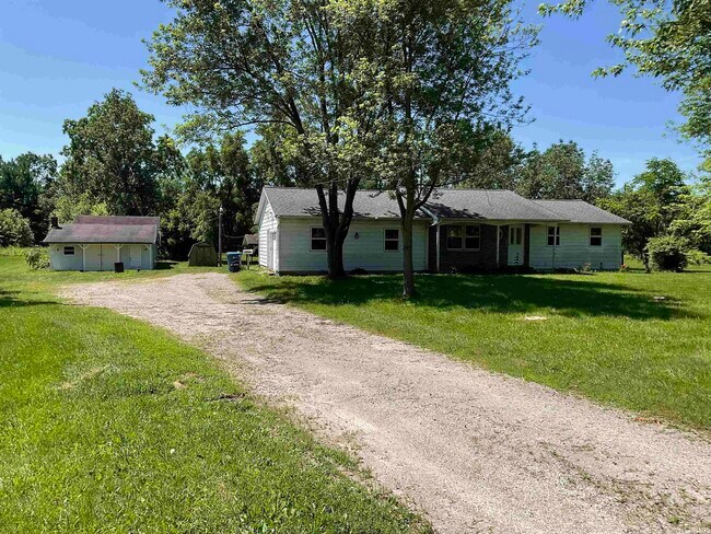 Primary Photo - 13928 Parent Rd