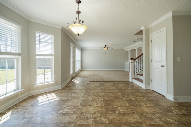 Building Photo - 141 Powers Dr