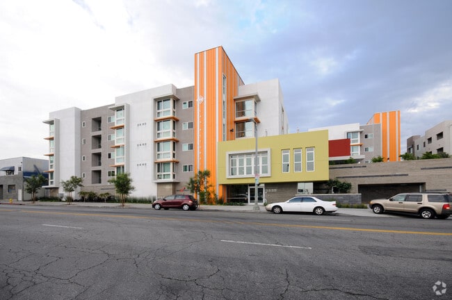 Primary Photo - Las Alturas Apartments