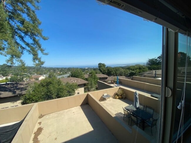 Building Photo - 172 Mar Vista Dr