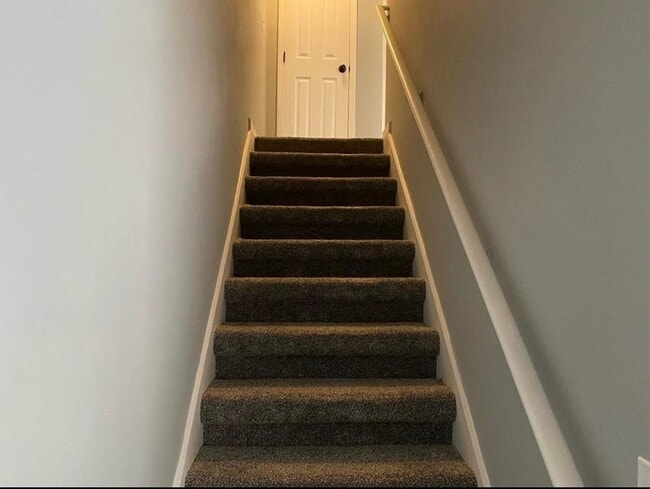 Building Photo - 6 Princeton Pl Dr