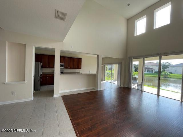 Building Photo - 3824 Silverpoint Ln