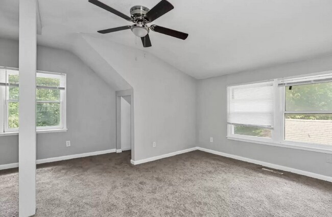 Building Photo - LOOK AT THIS GEM!  Schedule A Tour Today!!