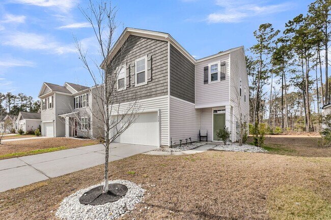 Building Photo - 550 Wayton Cir