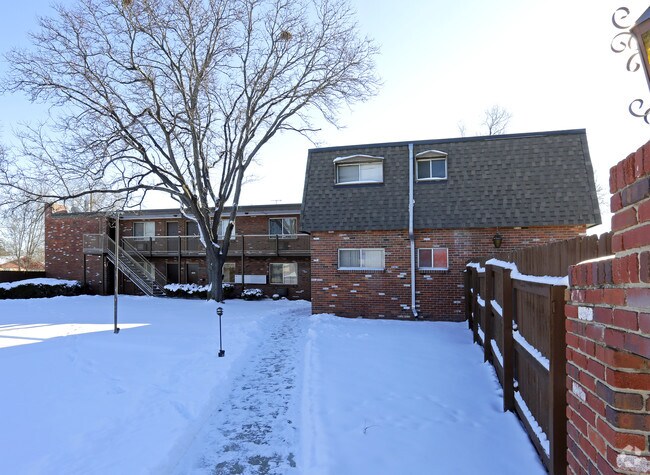 Building Photo - Kimberly Ann Apartments