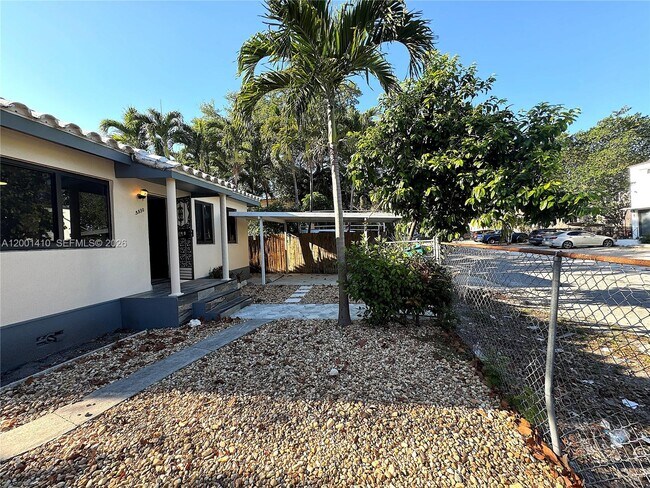 Building Photo - 5530 NW Miami Ct