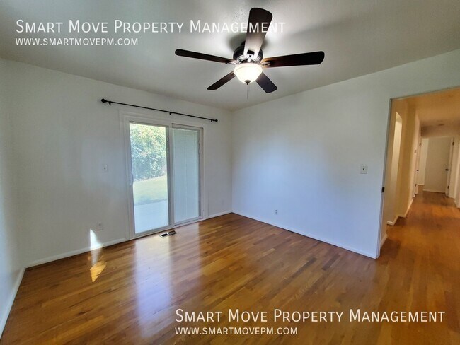 Building Photo - 6030 Kirkwood Cir