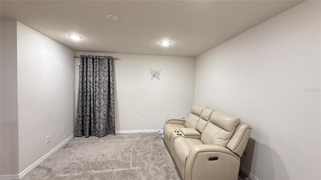 Building Photo - 4028 Diamond Dew Ln