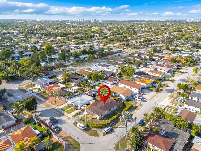 Building Photo - 9101 SW 34th St