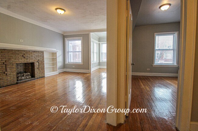 Building Photo - 6607 S Greenwood Ave