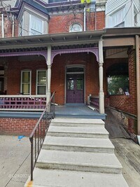 Building Photo - 336 N Ninth St