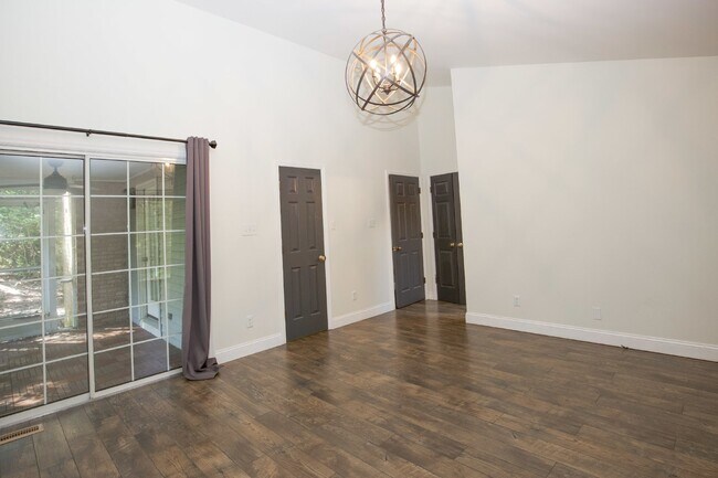 Building Photo - "3-Bedroom Home on Fox Hunt Lane in Southern Pines – Cozy Living Awaits!"