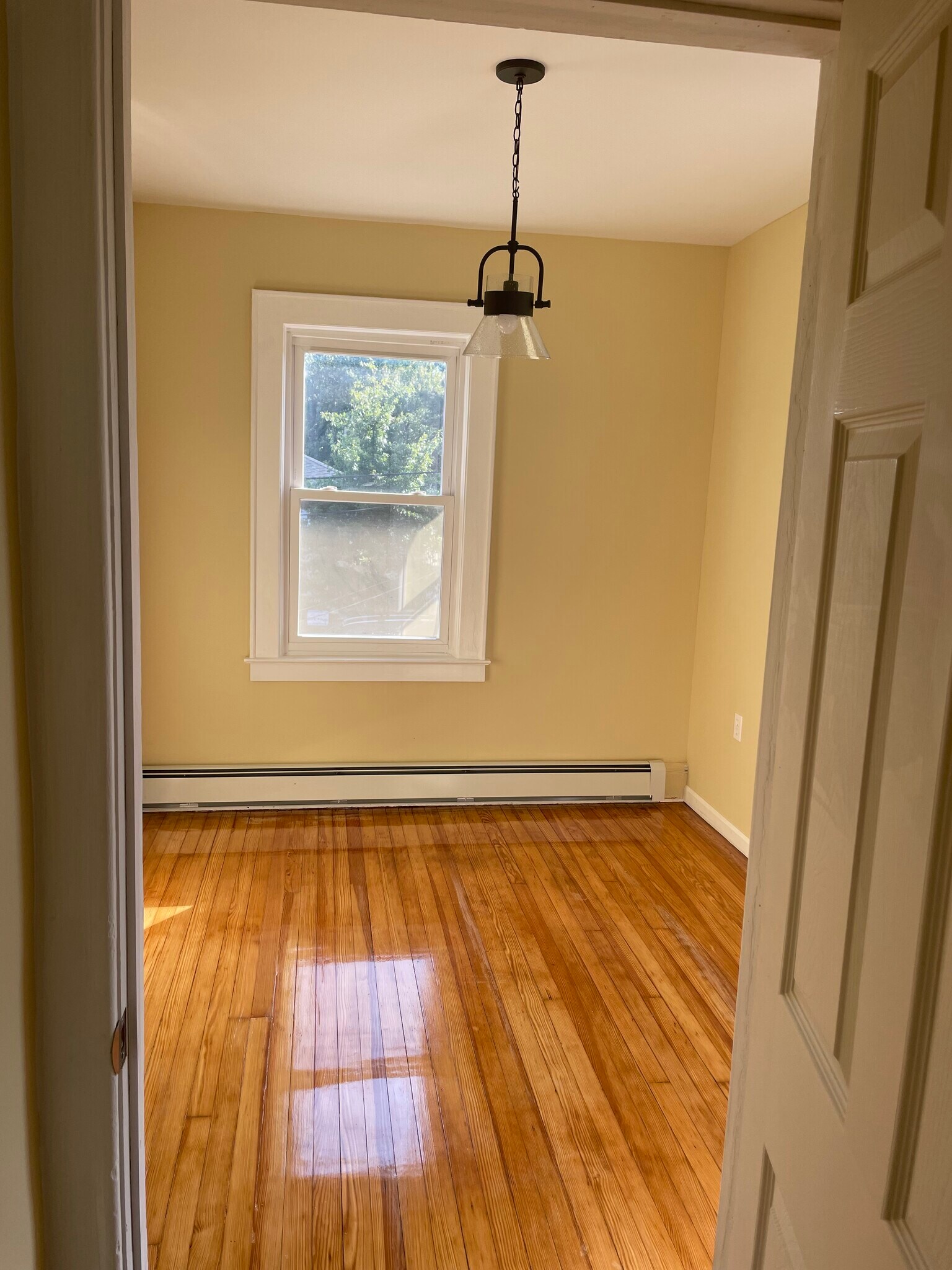 1st bedroom - 44 Inman Pl