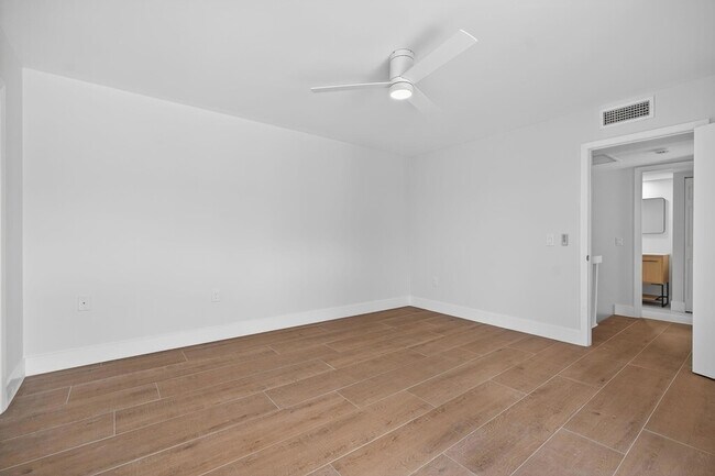 Building Photo - 3900-3900 County Line Rd