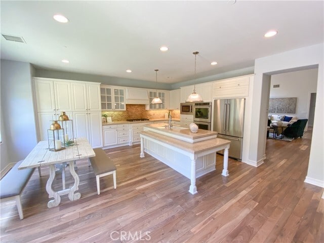 Building Photo - 18 Via Armilla