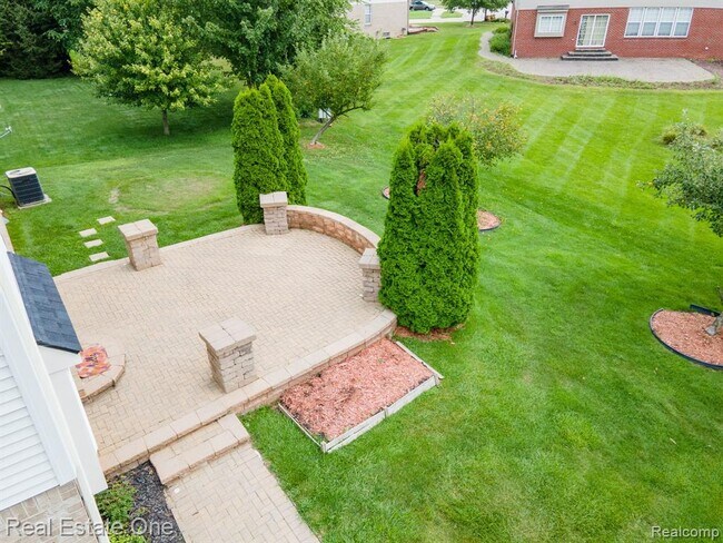 Building Photo - 14864 Liri Dr