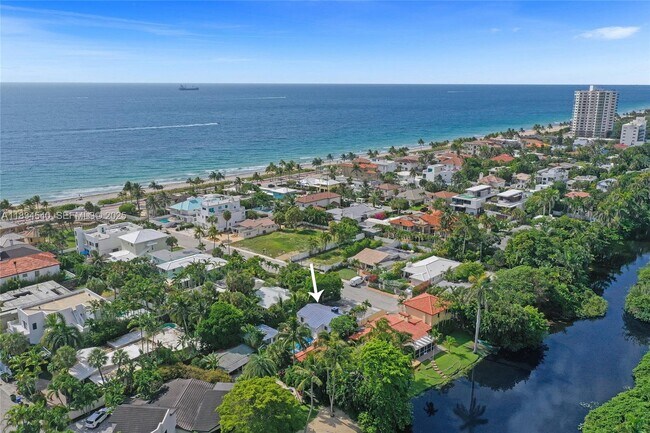 Building Photo - 3305 NE 16th Ct